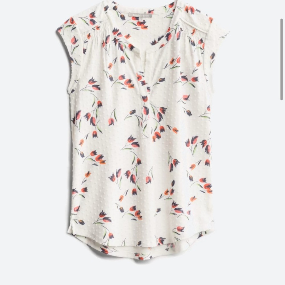 Daniel Rainn Top
